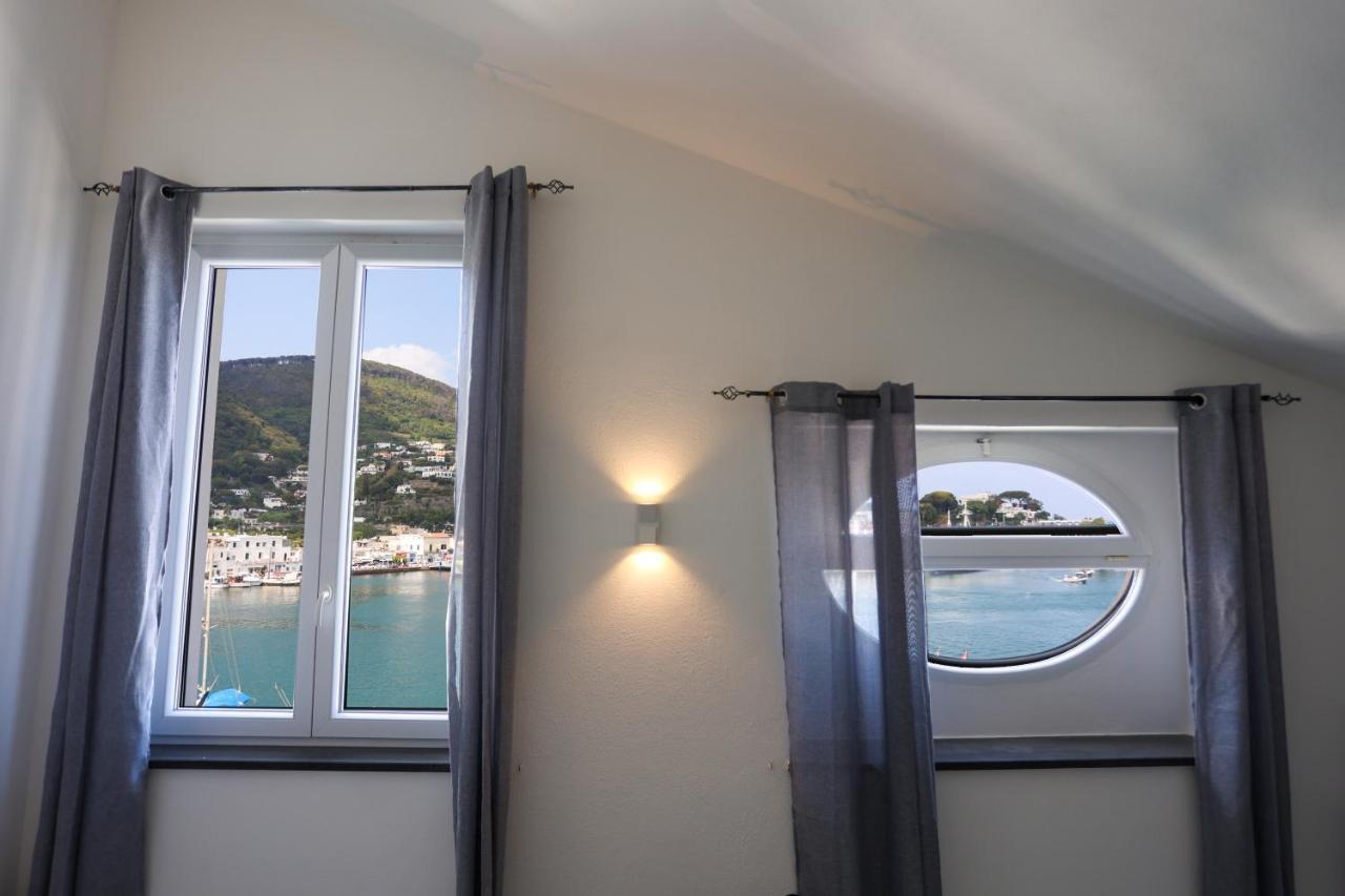 Appartamento Panoramico La Rosa Dei Venti-Libeccio Ischia Kültér fotó